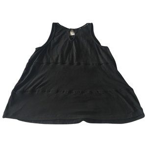 🌸6/20 Flowy A-line black tank